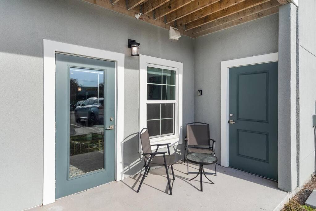 Elegant 1Br/1Ba Condo With Pool, Gym And Laundry Melbourne Exterior foto
