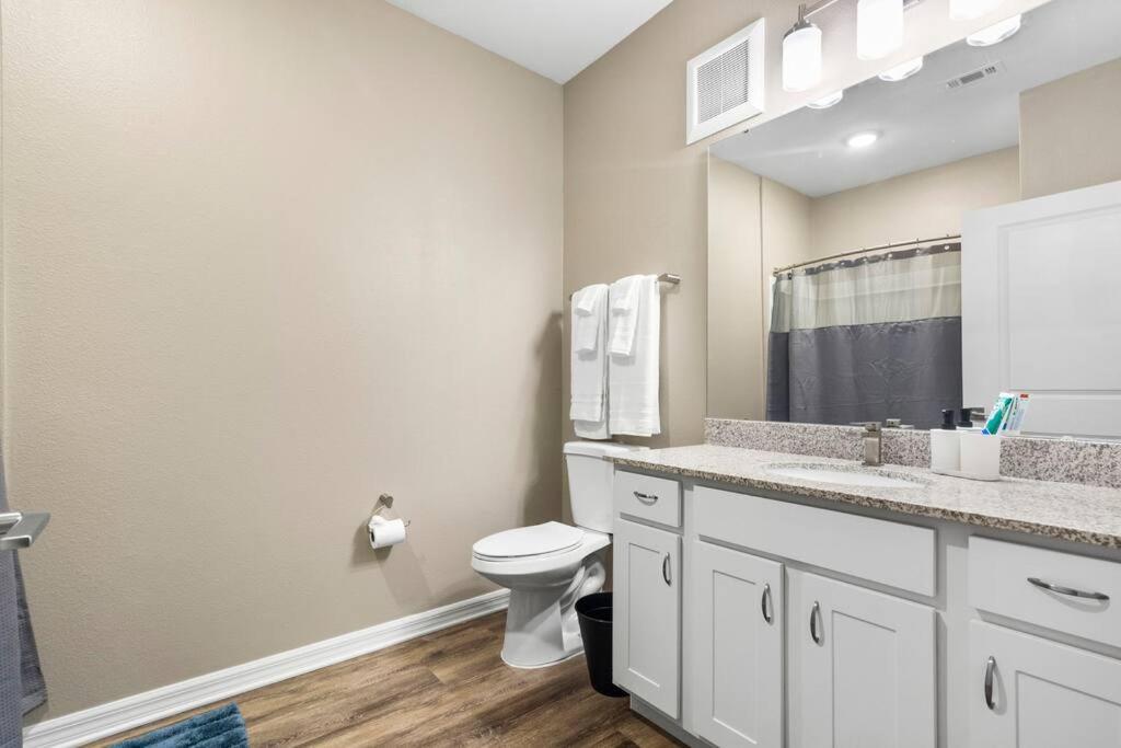 Elegant 1Br/1Ba Condo With Pool, Gym And Laundry Melbourne Exterior foto
