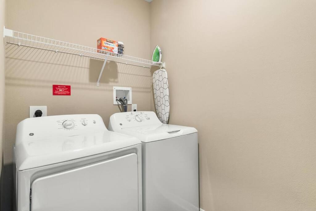 Elegant 1Br/1Ba Condo With Pool, Gym And Laundry Melbourne Exterior foto