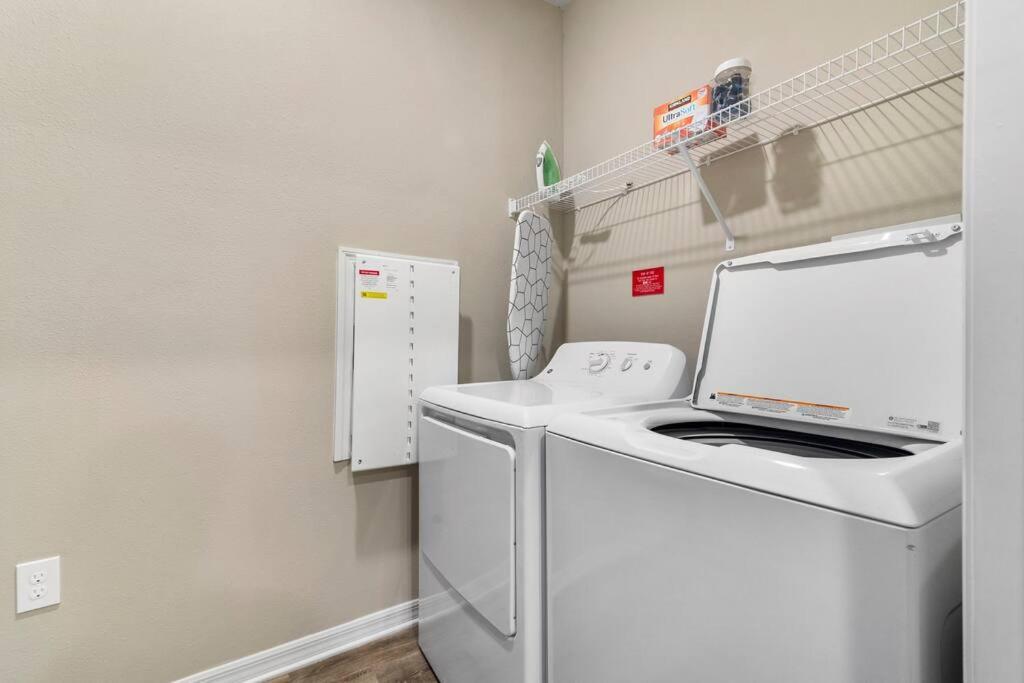 Elegant 1Br/1Ba Condo With Pool, Gym And Laundry Melbourne Exterior foto