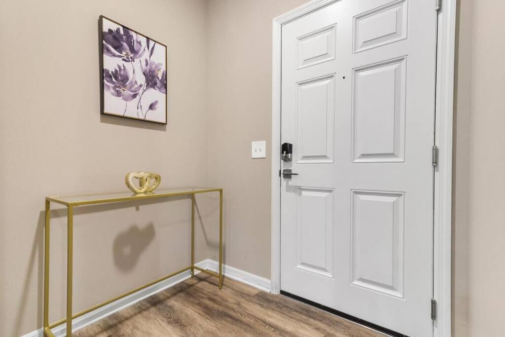 Elegant 1Br/1Ba Condo With Pool, Gym And Laundry Melbourne Exterior foto